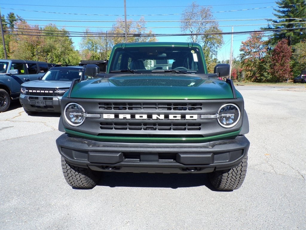 New 2025 Ford Bronco Base SUV