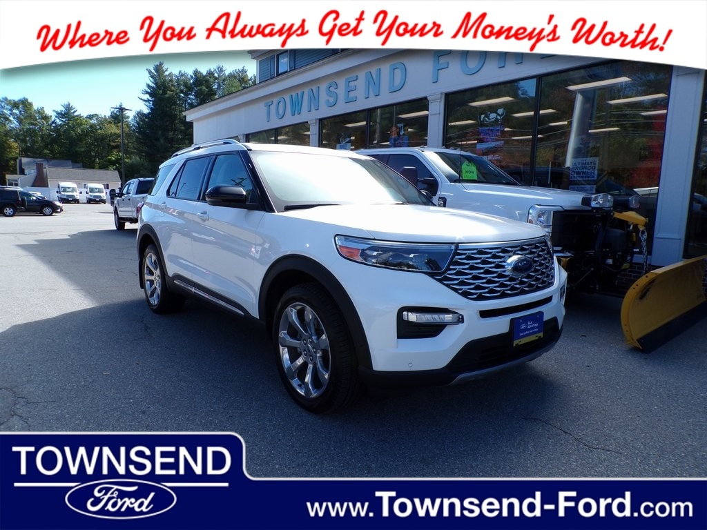 2020 Ford Explorer Platinum's photo