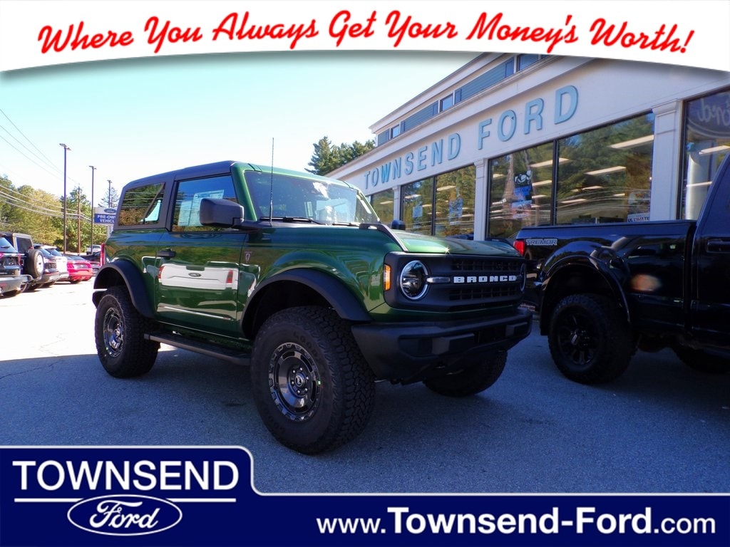 New 2025 Ford Bronco Base SUV