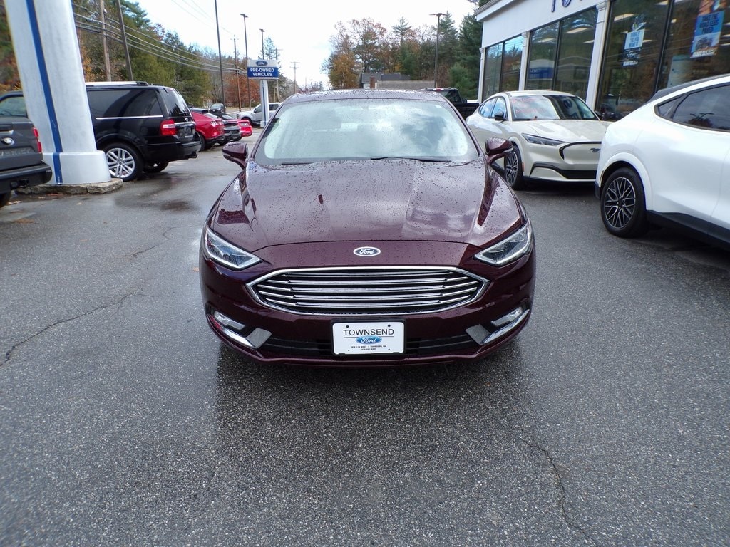 Used 2017 Ford Fusion SE Sedan