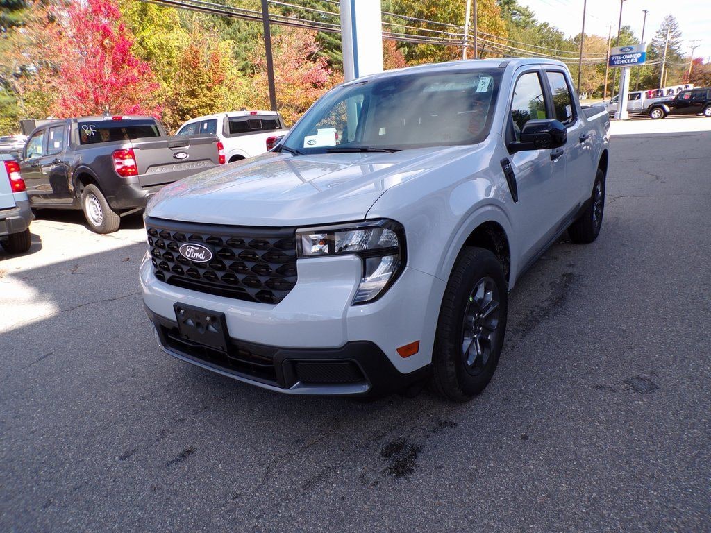 New 2025 Ford Maverick XLT TRUCK