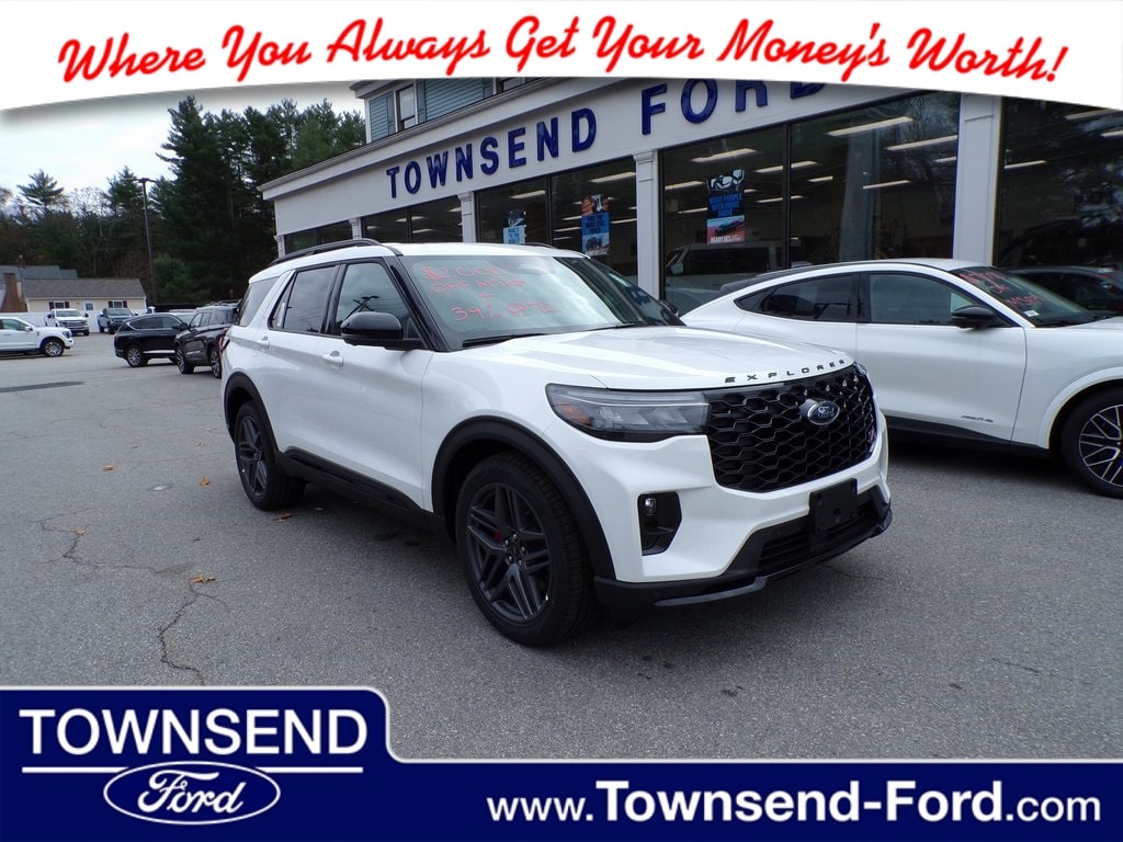 2025 Ford Explorer ST's photo