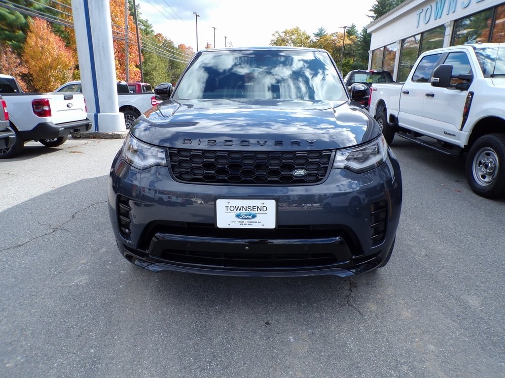 Used 2024 Land Rover Discovery Dynamic SE SUV