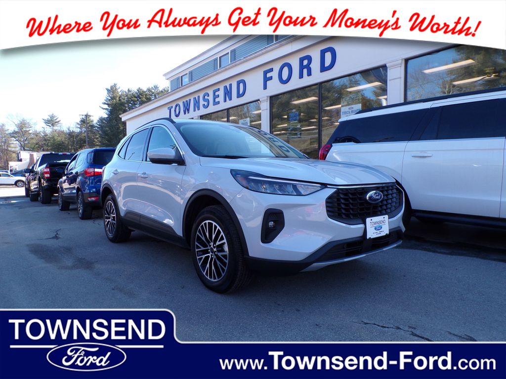 2025 Ford Escape Plug-in hybrid PHEV