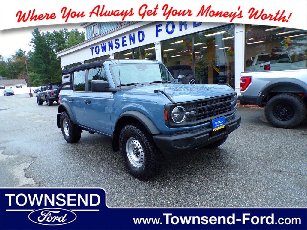 2023 Ford Bronco SUV 