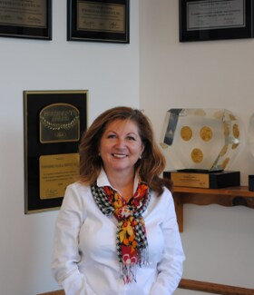 Staff member Caroline Barry from ID_9b698ff027e7