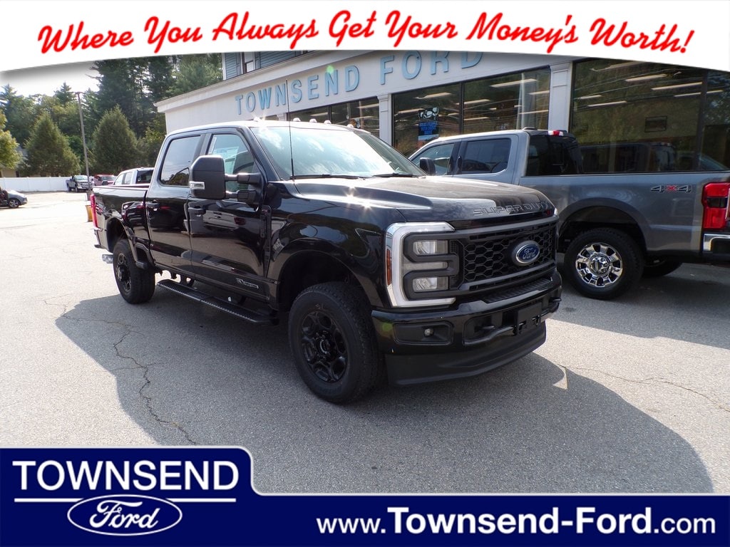 2026 Ford F-350 Super Duty XL's photo