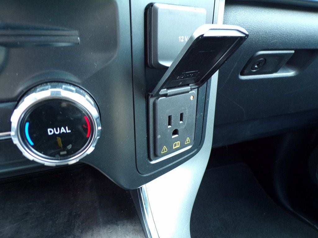 2022 Ford F-150 Lariat - Photo 24