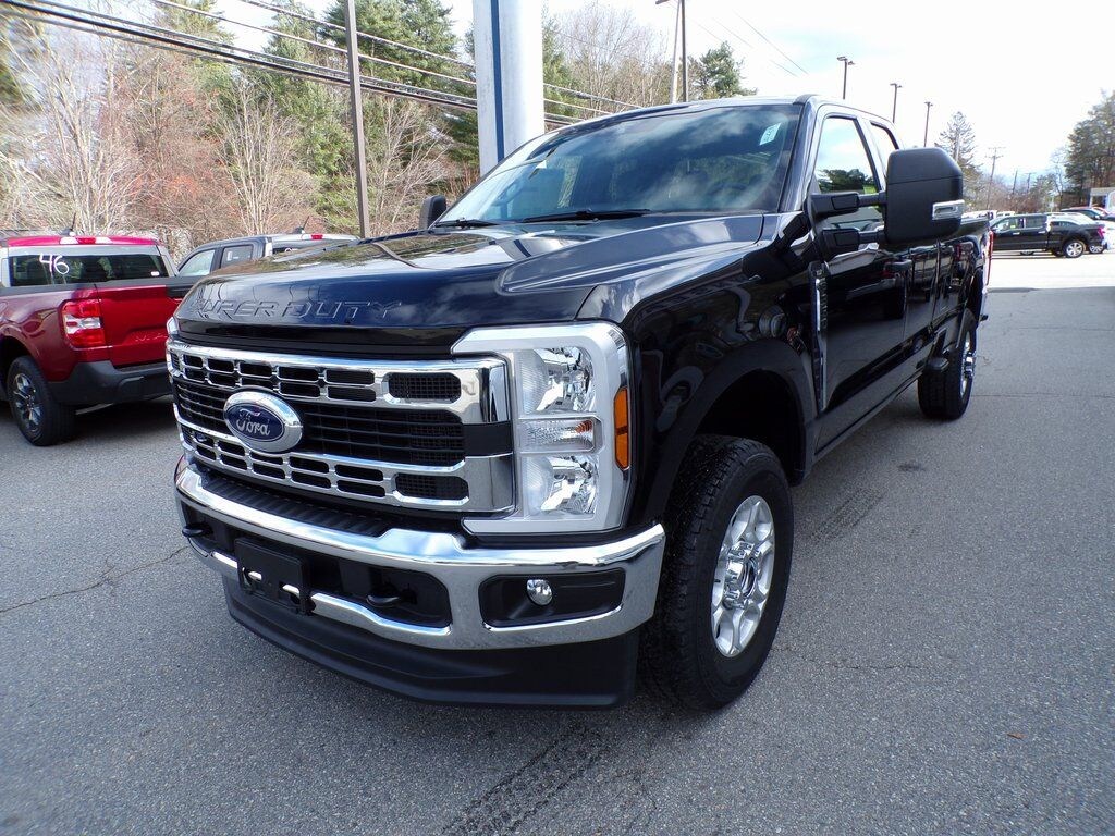 New 2026 Ford Super Duty F-350 XLT TRUCK
