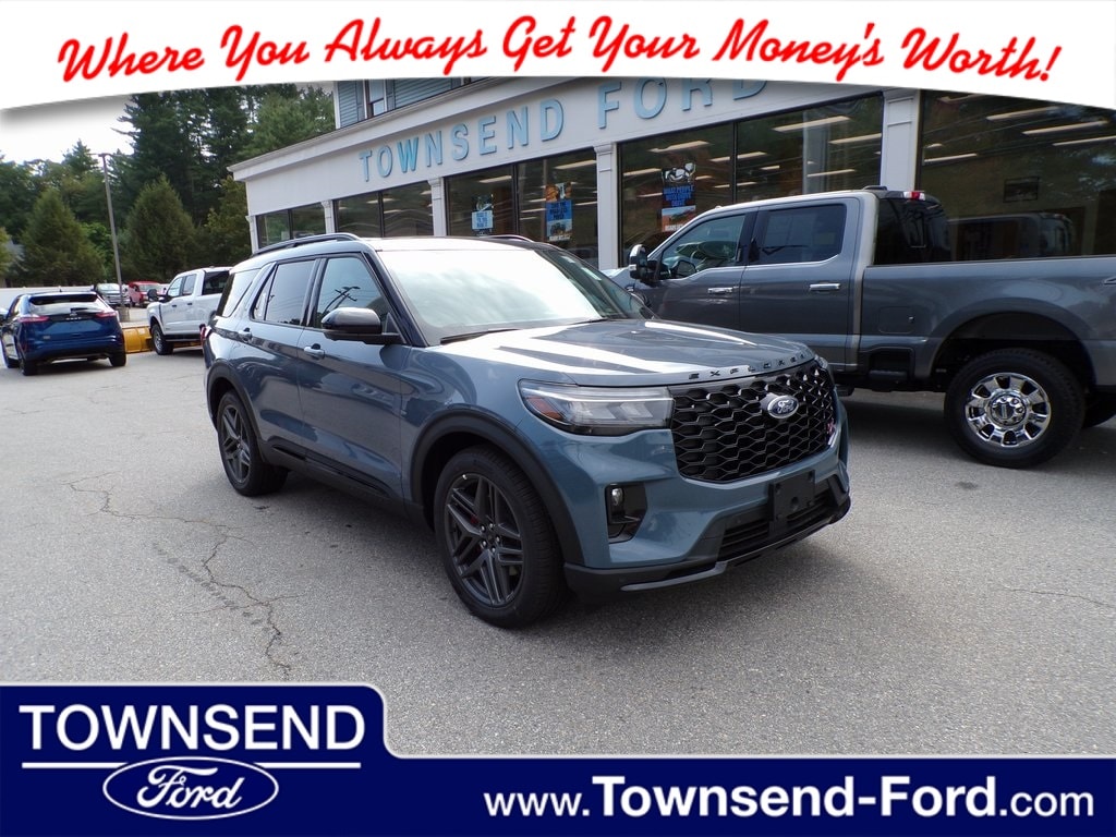 2025 Ford Explorer ST's photo