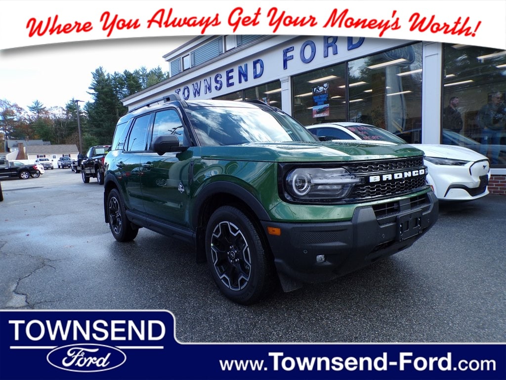 2025 Ford Bronco Sport Outer Banks's photo