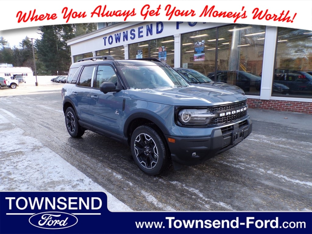 2025 Ford Bronco Sport Outer Banks's photo