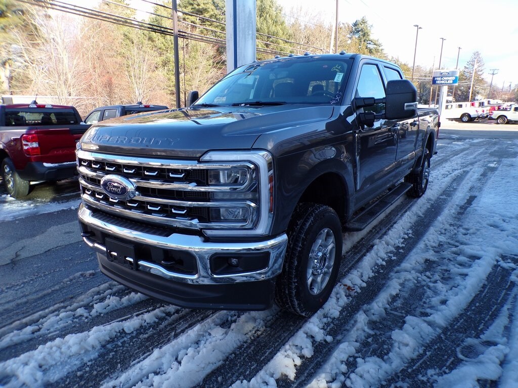 New 2026 Ford Super Duty F-350 XLT TRUCK
