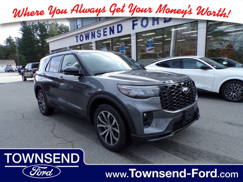 2026 Ford Explorer ST-LINE's photo