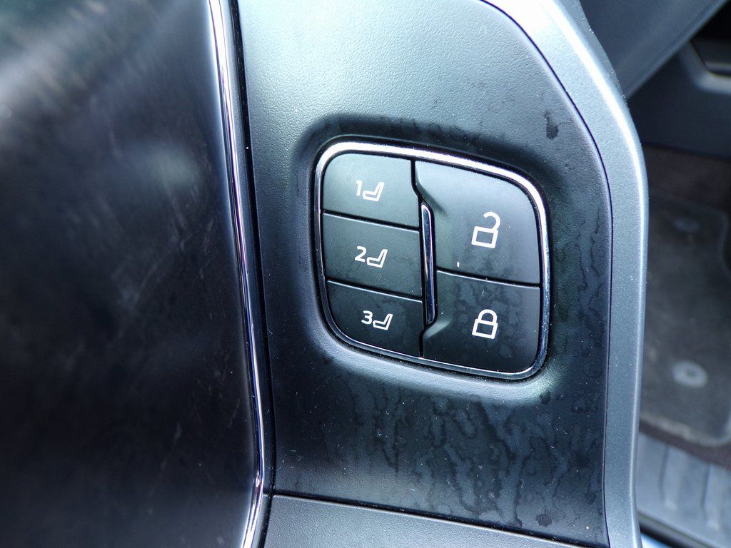 2022 Ford F-150 Lariat - Photo 17