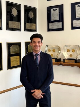 Staff member Maliq Bourque from ID_9b698ff027e7