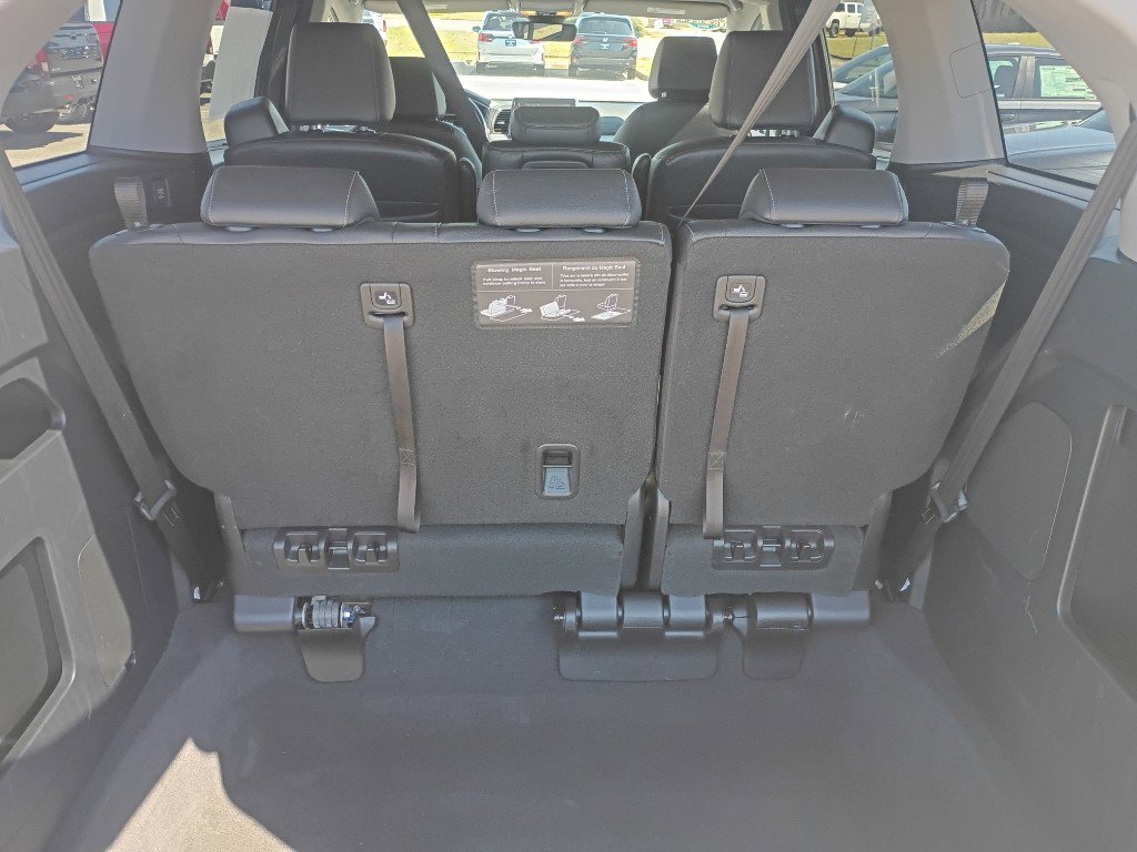 2024 Honda Odyssey EX-L - Photo 15