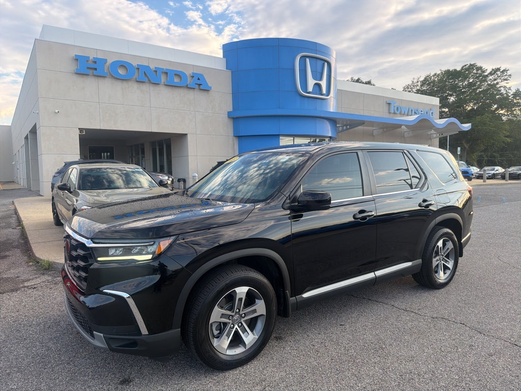2025 Honda Pilot SUV 