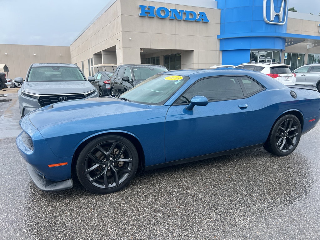 2023 Dodge Challenger GT Auto's photo