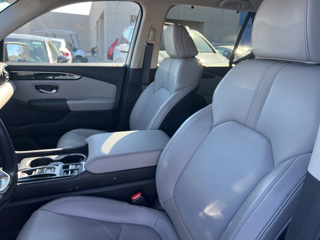 2023 Honda Pilot Touring - Photo 13