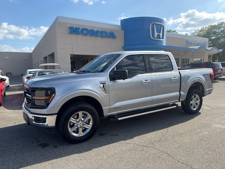 2024 Ford F-150 XLT Truck SuperCrew Cab
