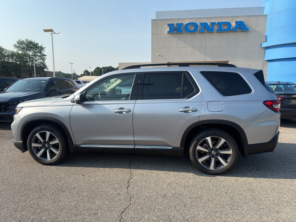 Certified 2023 Honda Pilot Touring SUV