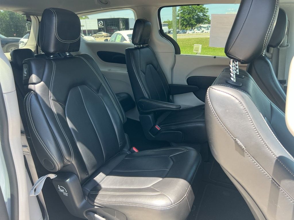 2024 Chrysler Pacifica Touring L - Photo 24