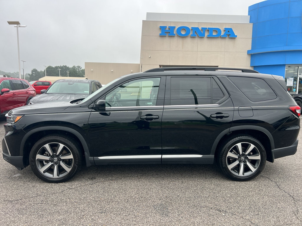 Certified 2024 Honda Pilot Touring SUV