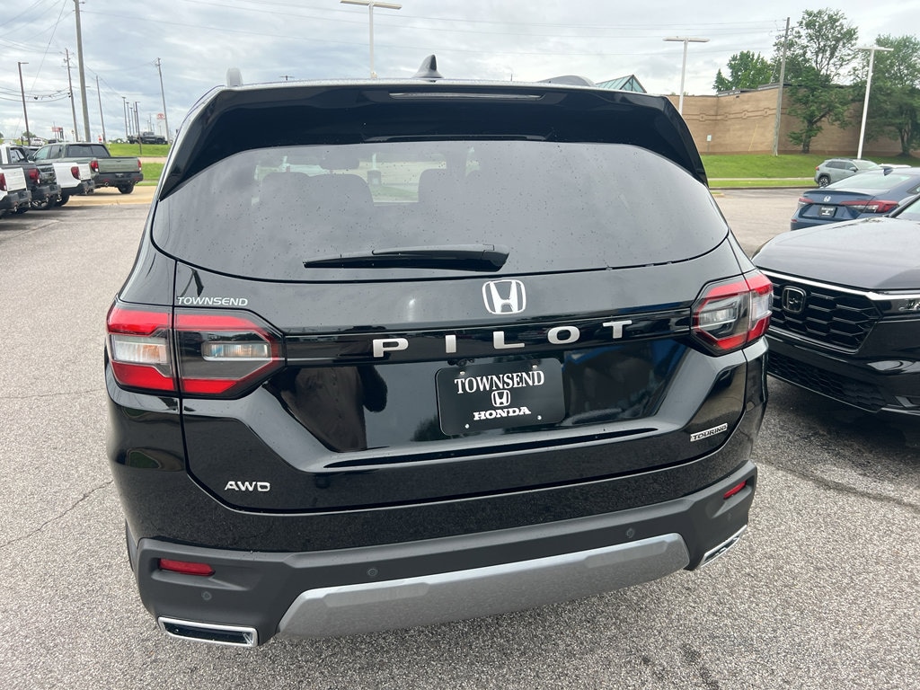 New 2026 Honda Pilot Touring SUV