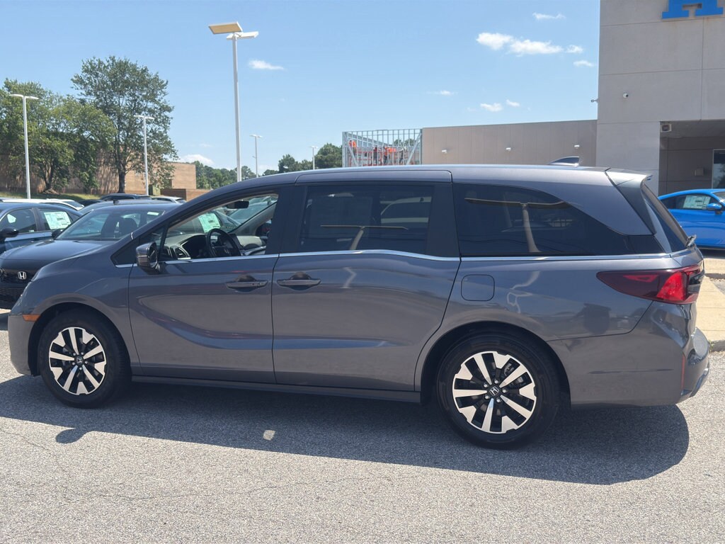 Used 2025 Honda Odyssey EX-L Van