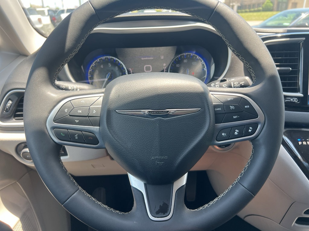 2024 Chrysler Pacifica Touring L - Photo 33