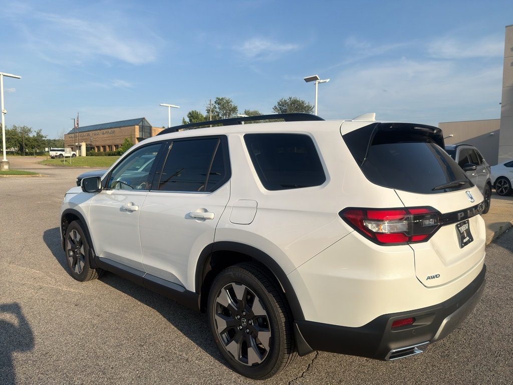 New 2026 Honda Pilot Touring SUV