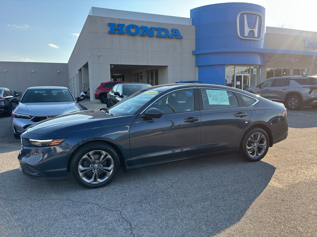 Used 2023 Honda Accord EX w/BSI Sedan