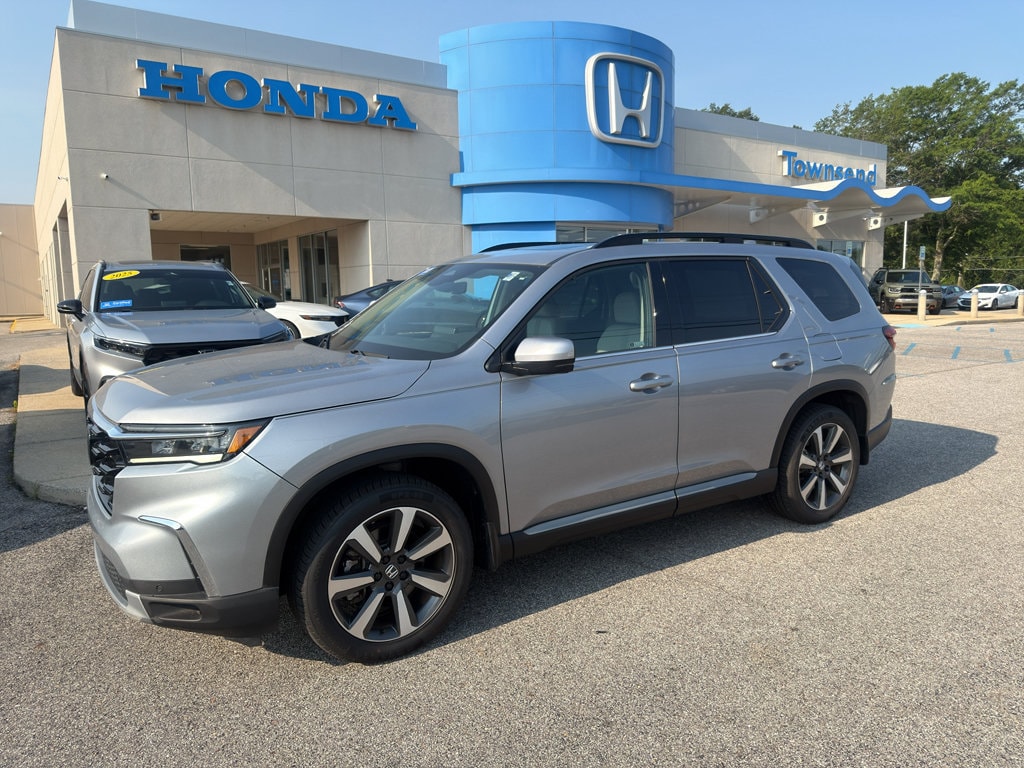 Certified 2023 Honda Pilot Touring SUV