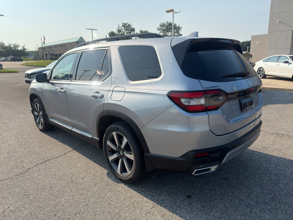 Certified 2023 Honda Pilot Touring SUV