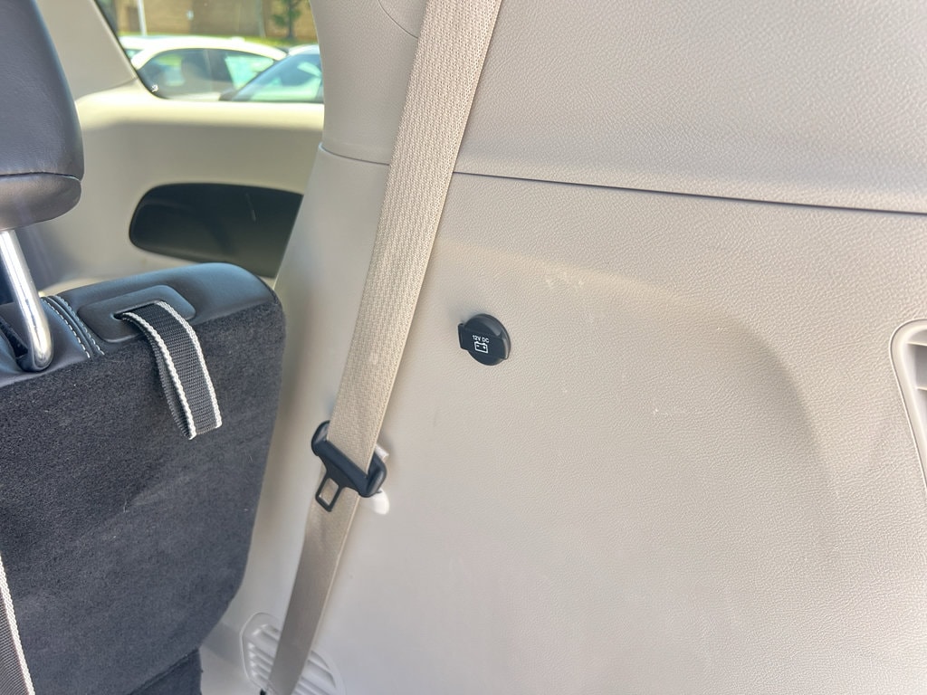2024 Chrysler Pacifica Touring L - Photo 23