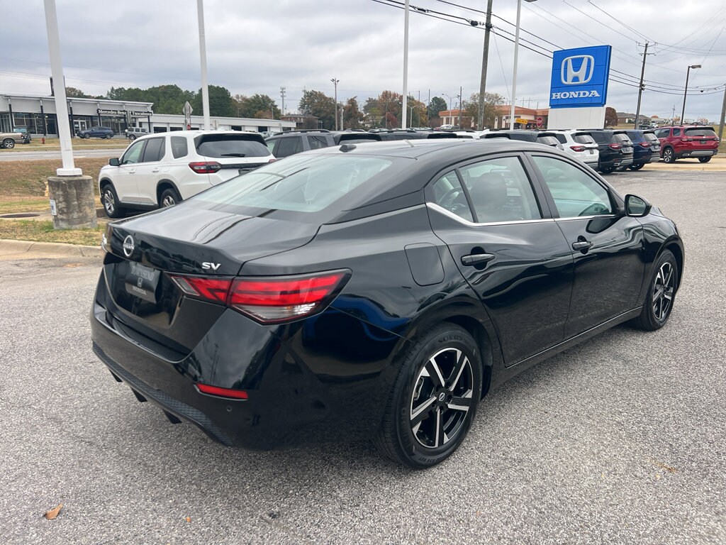 2024 Nissan Sentra SV - Photo 6