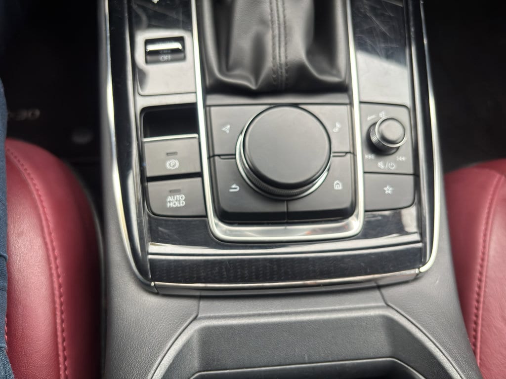 2024 Mazda CX-30 Carbon Edition - Photo 24
