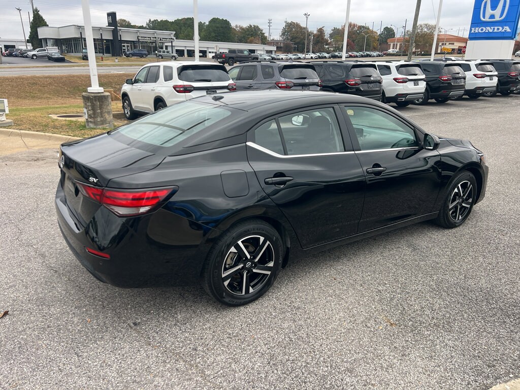 2024 Nissan Sentra SV - Photo 7