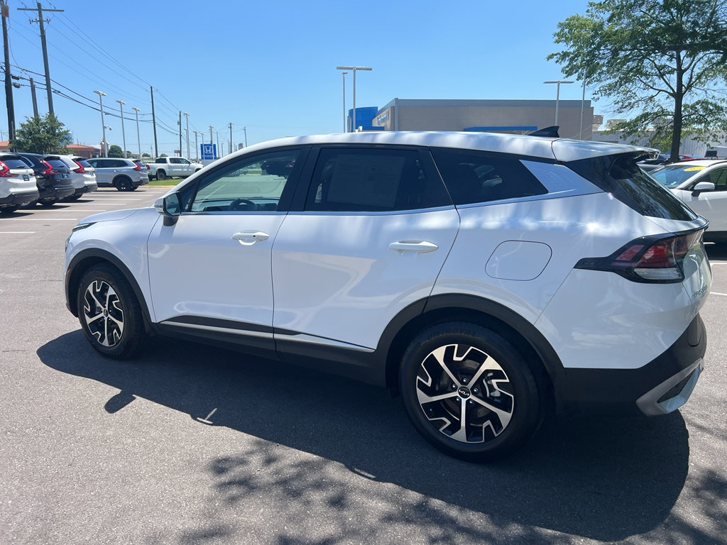 Used 2023 Kia Sportage EX SUV