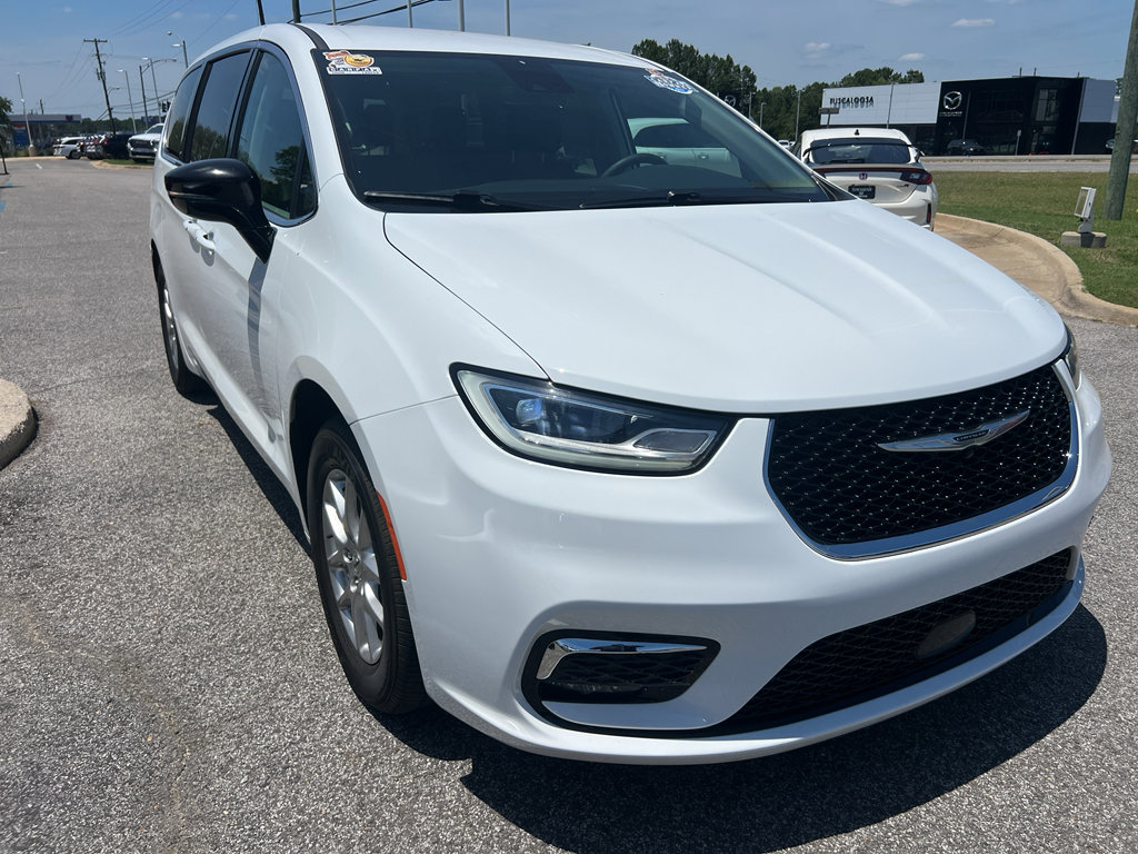 2024 Chrysler Pacifica Touring L - Photo 9