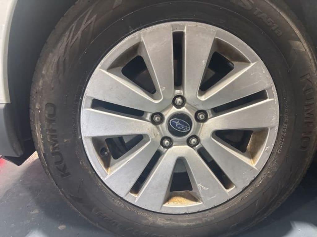 Used 2017 Subaru Outback 2.5i Premium SUV