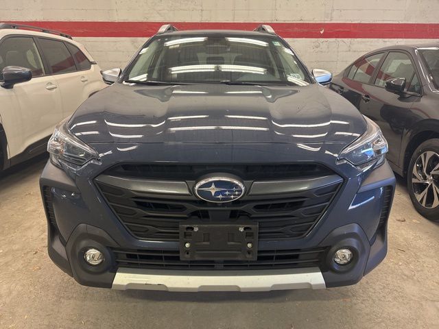 2023 Subaru Outback Touring photo 4