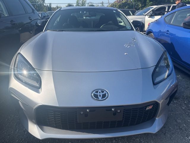 2024 Toyota GR86 Premium photo 4