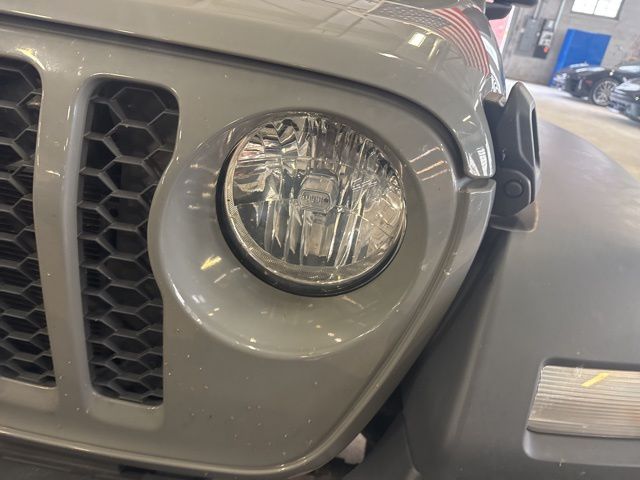 2021 Jeep Gladiator Sport photo 4