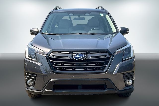 Used 2022 Subaru Forester Limited with VIN JF2SKANC8NH520677 for sale in Englewood, NJ