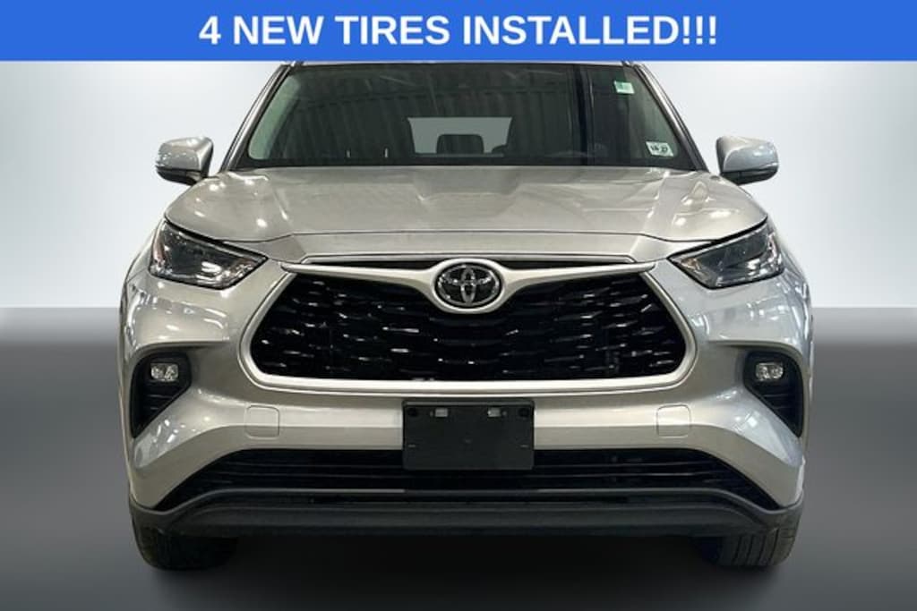 Used 2022 Toyota Highlander LE SUV