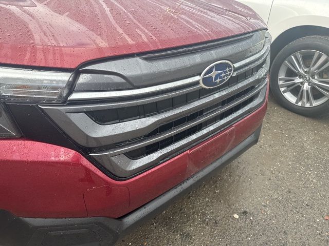 2025 Subaru Forester Premium photo 3