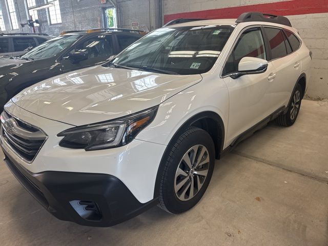 2022 Subaru Outback Premium photo 4