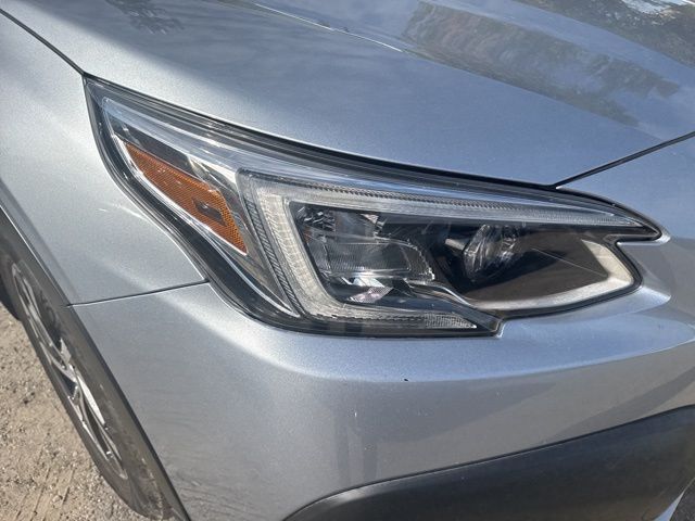 2021 Subaru Outback Limited XT photo 2